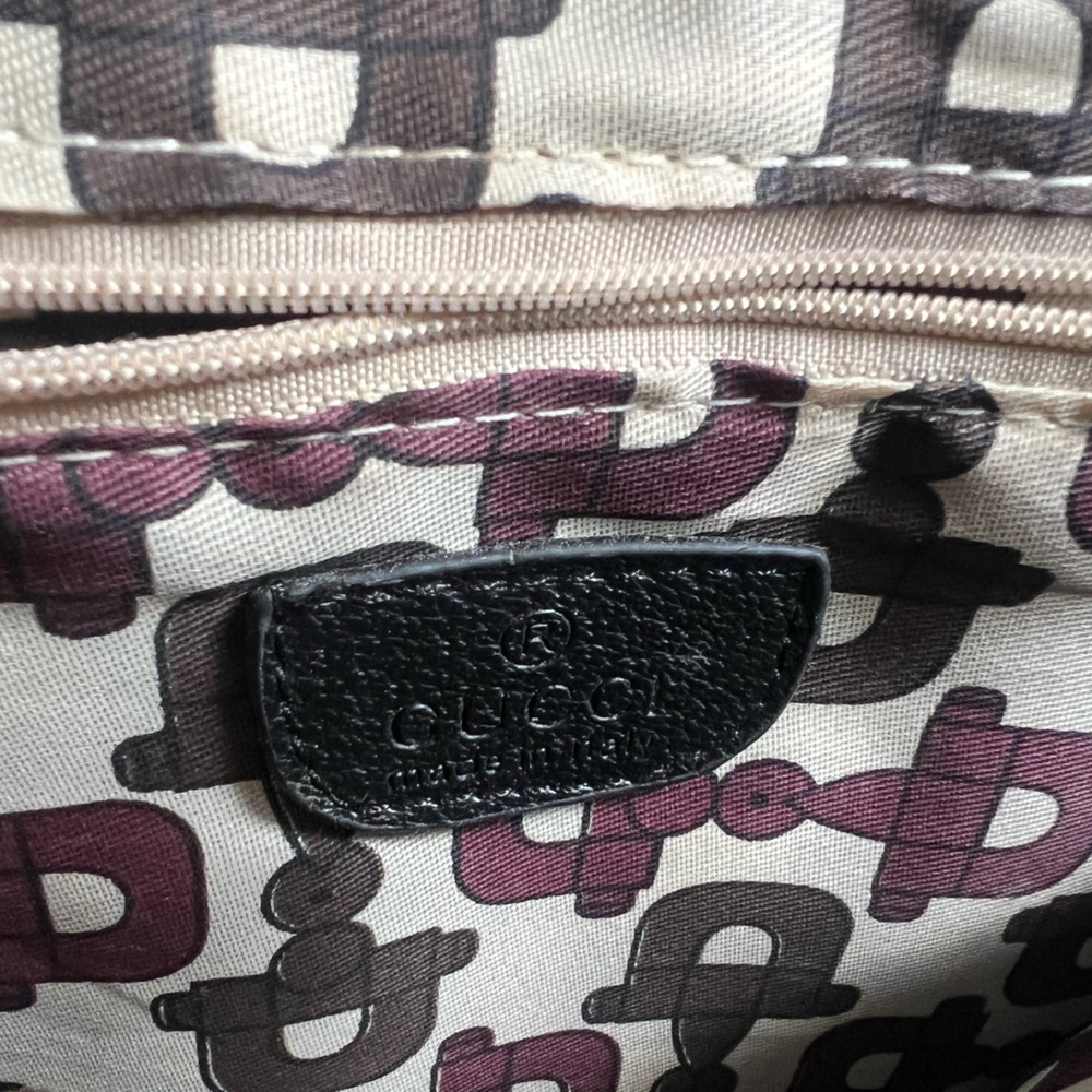 Gucci Messenger Bag - Picture 7 of 7